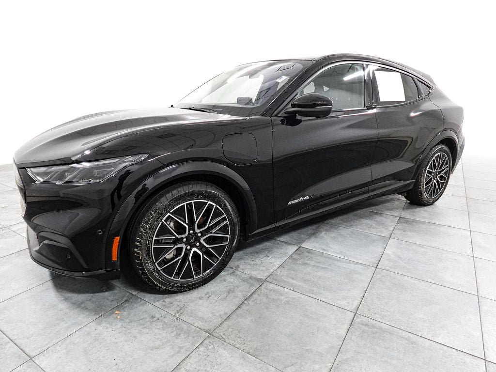 Certified 2024 Ford Mustang Mach-E Premium AWD/4WD image 3