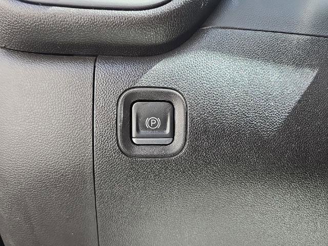 Used 2023 Chevrolet Silverado 1500 Custom image 28