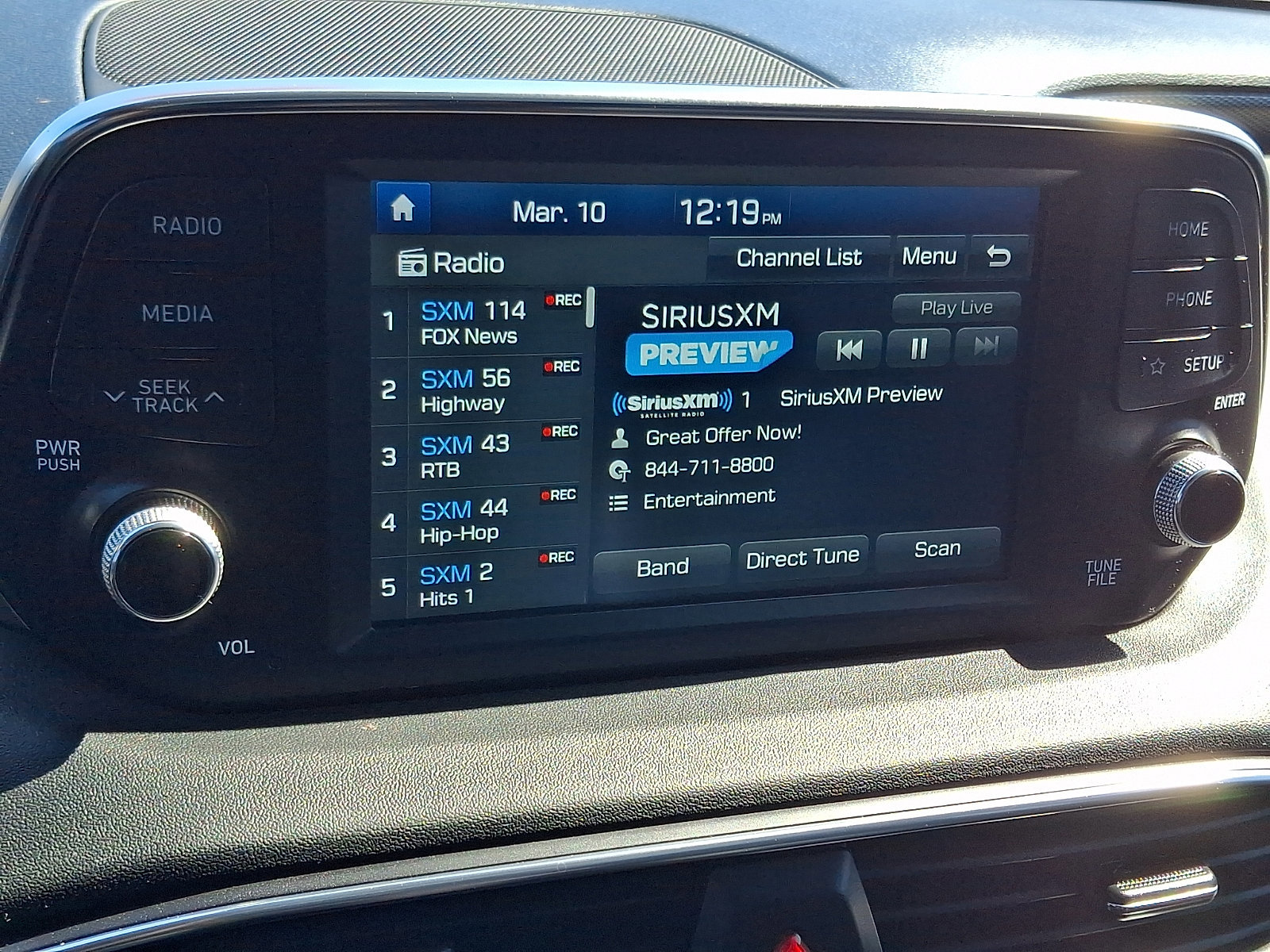 Used 2020 Hyundai Santa Fe SEL w/ Convenience + Premium Package image 23