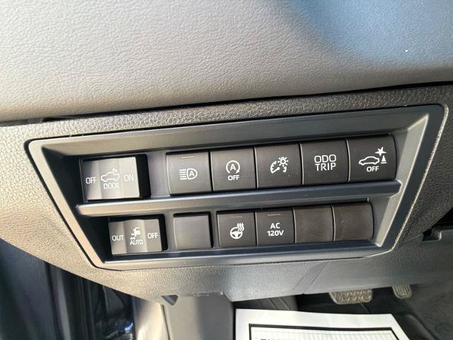 Used 2026 Toyota Tundra Platinum AWD/4WD image 16