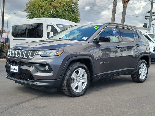 Used 2022 Jeep Compass Latitude image 27