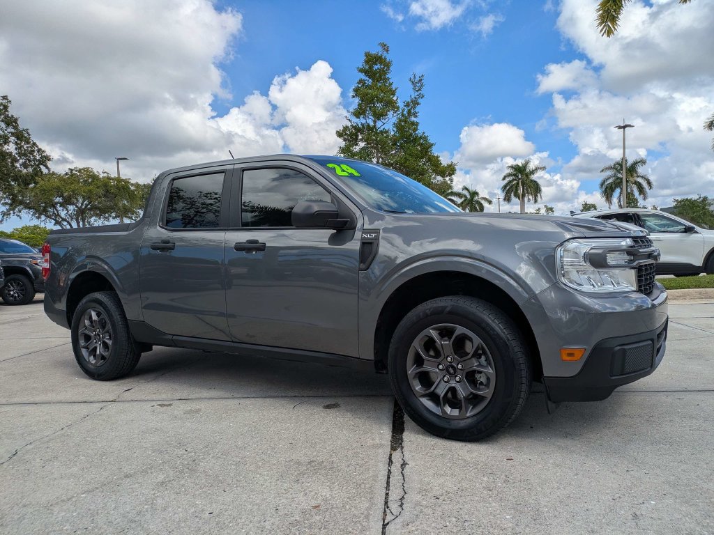 Certified 2024 Ford Maverick XLT FWD image 2