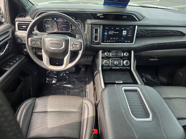 Used 2021 GMC Yukon Denali w/ Denali Premium Package AWD/4WD image 24