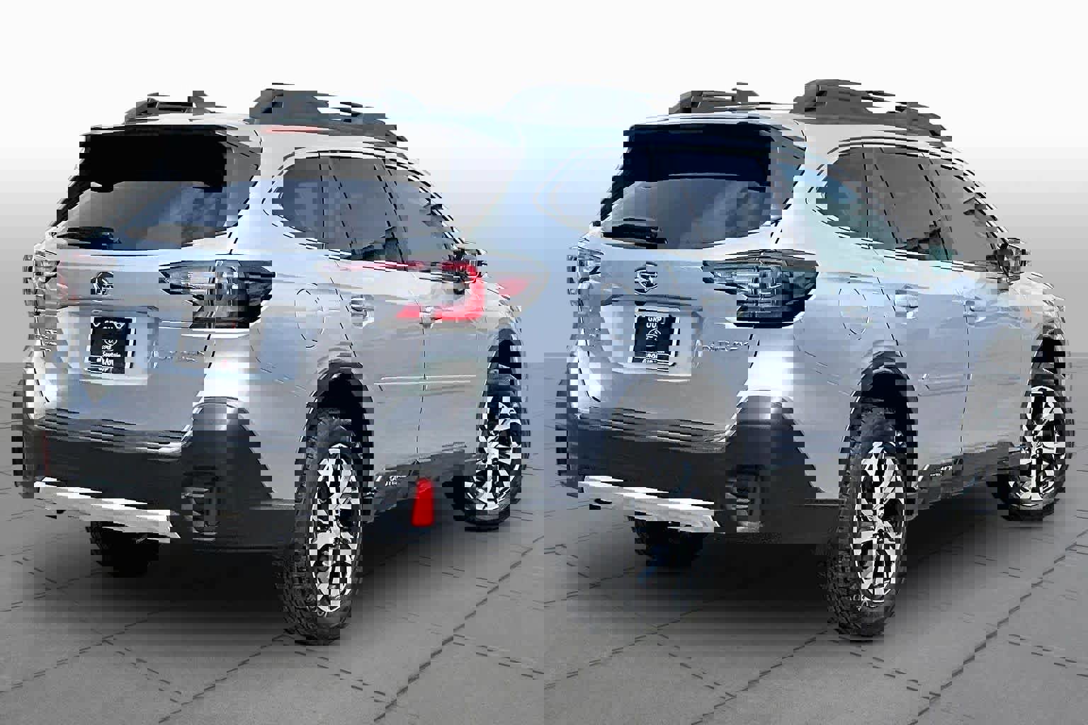 Used 2021 Subaru Outback Limited w/ Popular Package #2 image 3