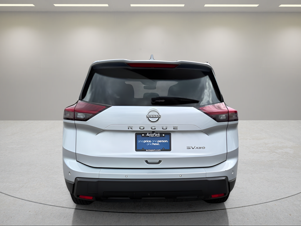 Used 2024 Nissan Rogue SV AWD/4WD image 7