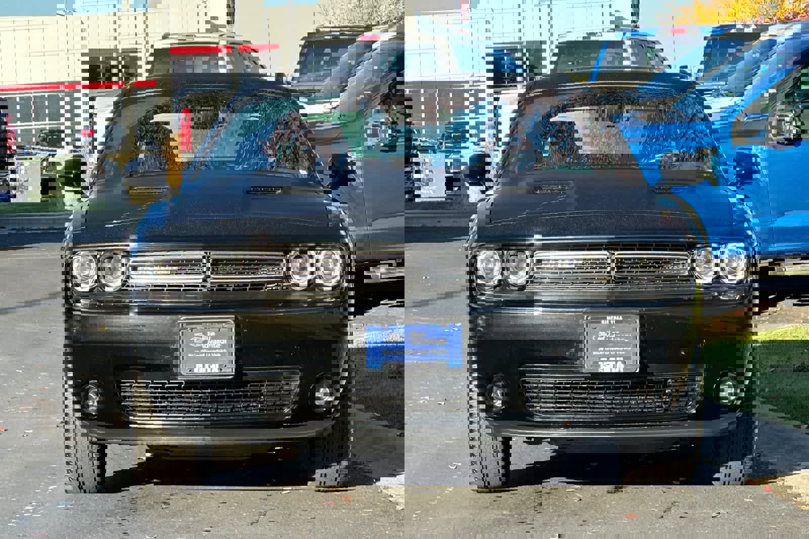 Used 2022 Dodge Challenger SXT w/ Driver Convenience Group image 8