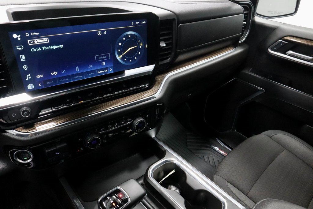 Used 2025 Chevrolet Silverado 1500 RST image 31