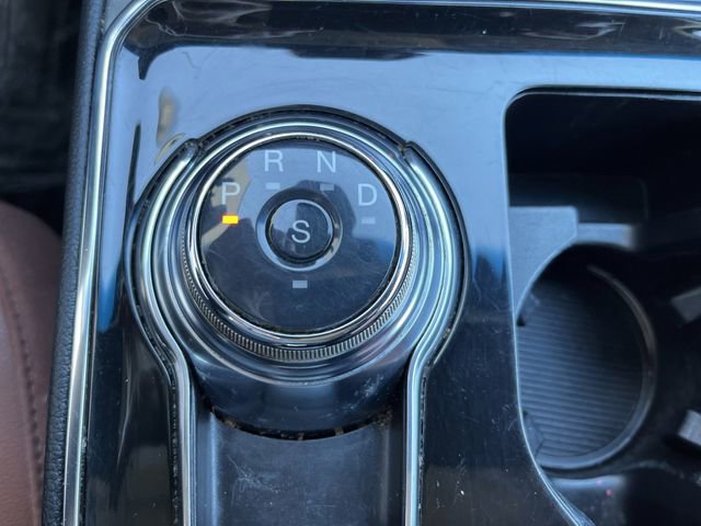 Certified 2019 Ford Edge Titanium w/ Equipment Group 301A image 35