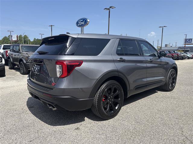 Certified 2022 Ford Explorer ST w/ Equipment Group 401A RWD image 3