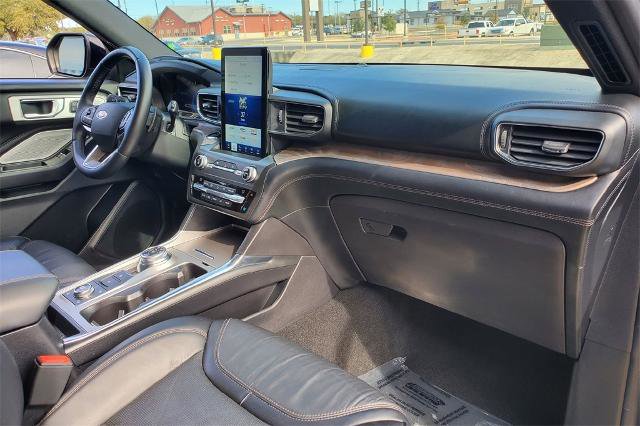 Certified 2020 Ford Explorer Platinum w/ Premium Technology Package image 19