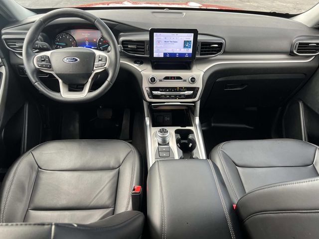 Certified 2024 Ford Explorer XLT w/ Equipment Group 202A image 16