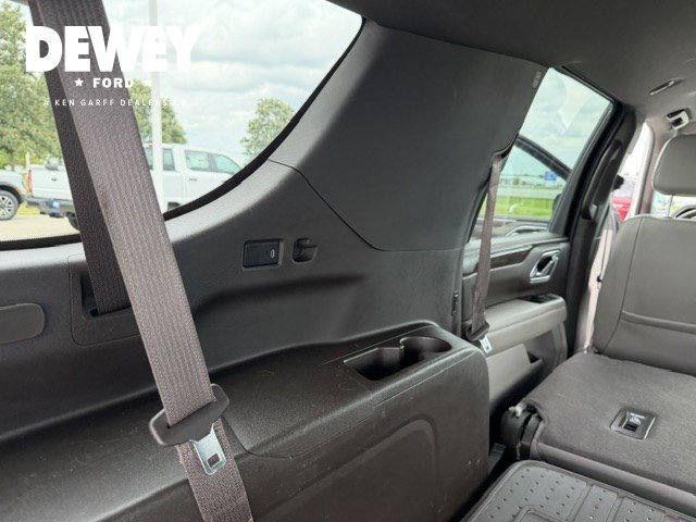 Used 2022 Chevrolet Suburban Z71 w/ Off-Road Capability Package AWD/4WD image 36