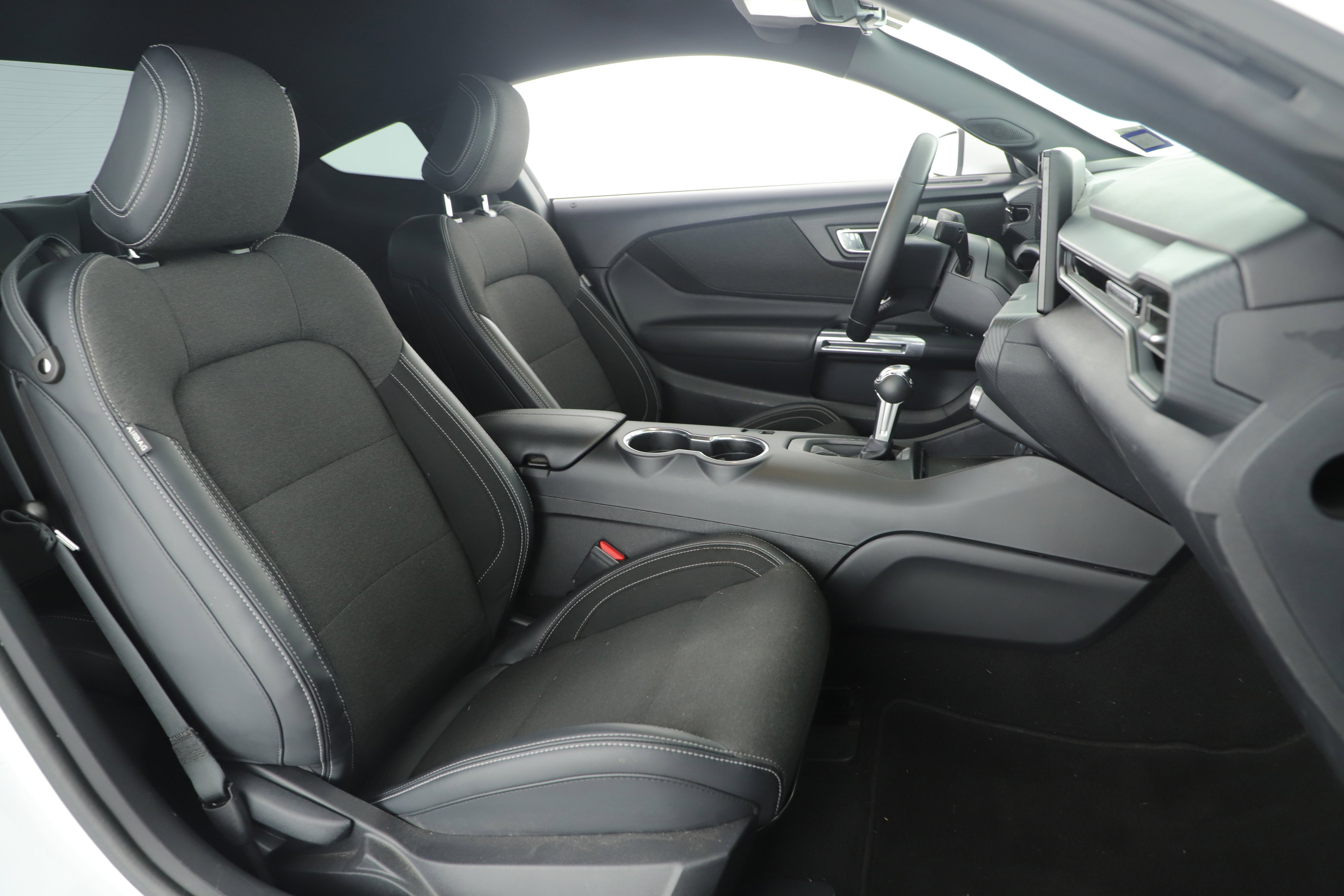 Certified 2024 Ford Mustang Coupe RWD image 17