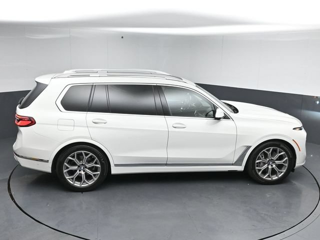 Used 2023 BMW X7 xDrive40i AWD/4WD image 53