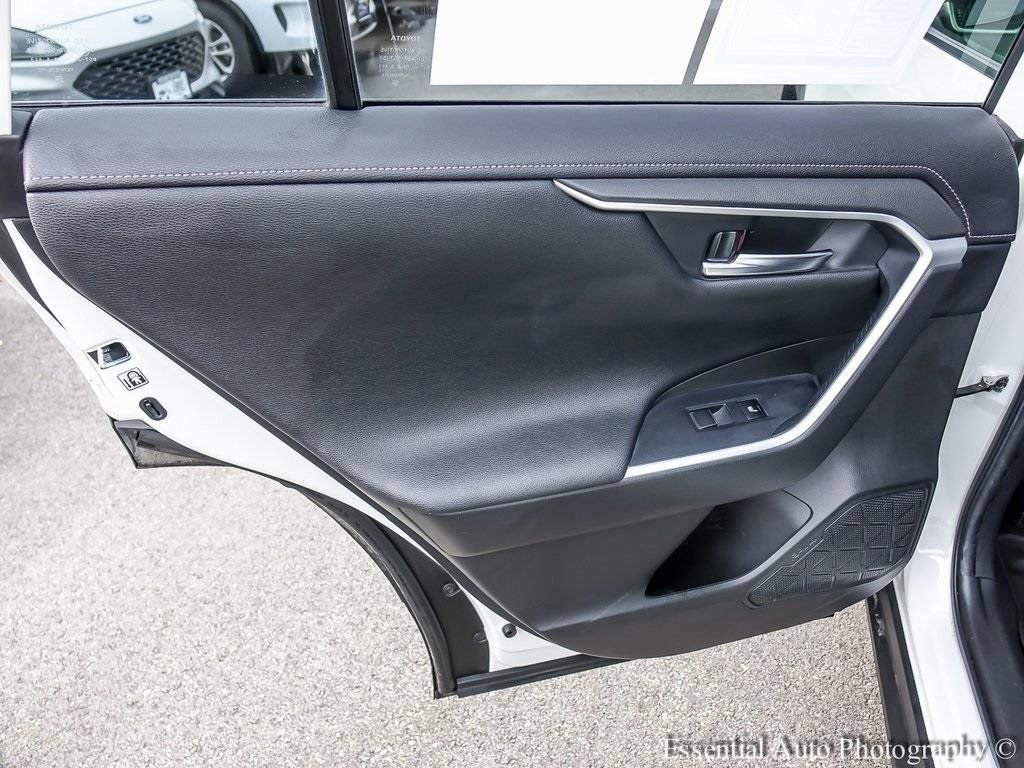 Used 2021 Toyota RAV4 Limited AWD/4WD image 24