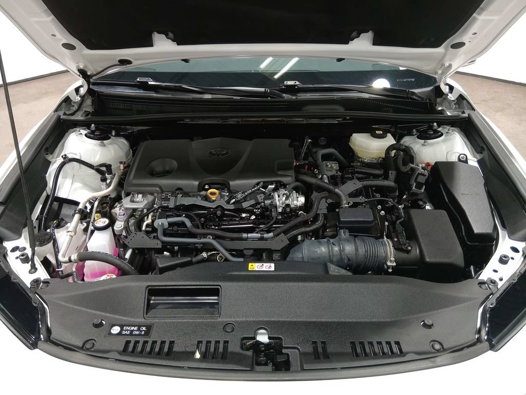 Used 2025 Toyota Camry SE w/ Convenience Package FWD image 12