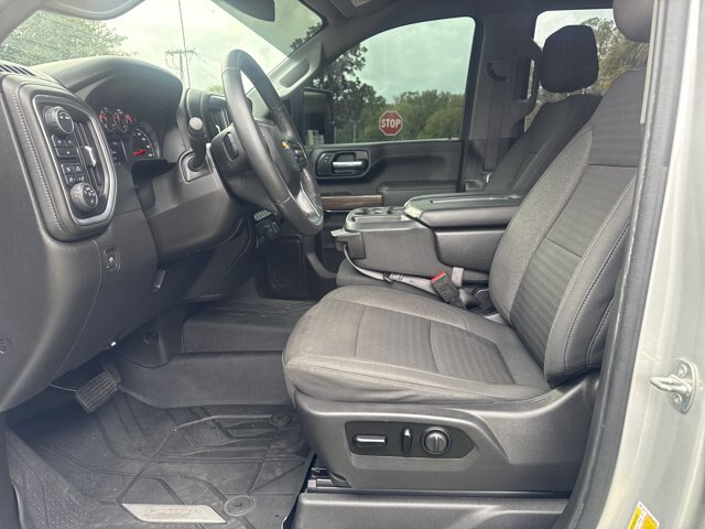 Used 2021 Chevrolet Silverado 2500 LT w/ Texas Edition AWD/4WD image 13