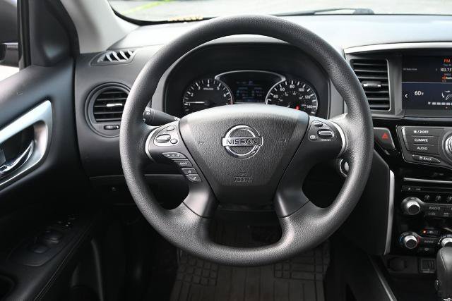 Used 2020 Nissan Pathfinder S AWD/4WD image 30