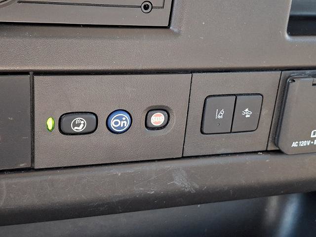 Used 2021 GMC Savana 3500 w/ Power Convenience Package RWD image 21