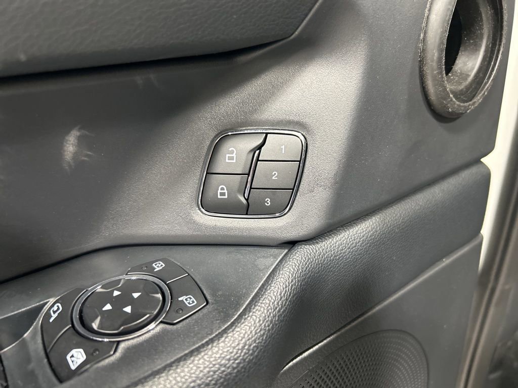 Certified 2023 Ford Expedition Max XLT image 16