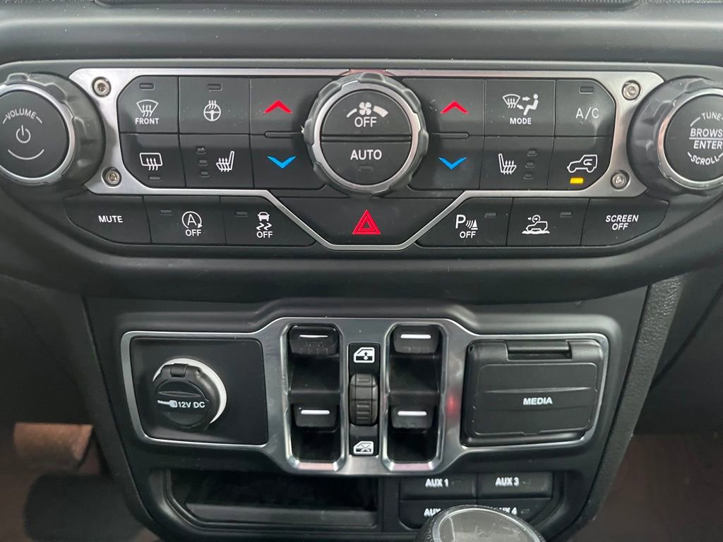 Used 2023 Jeep Wrangler Willys image 15