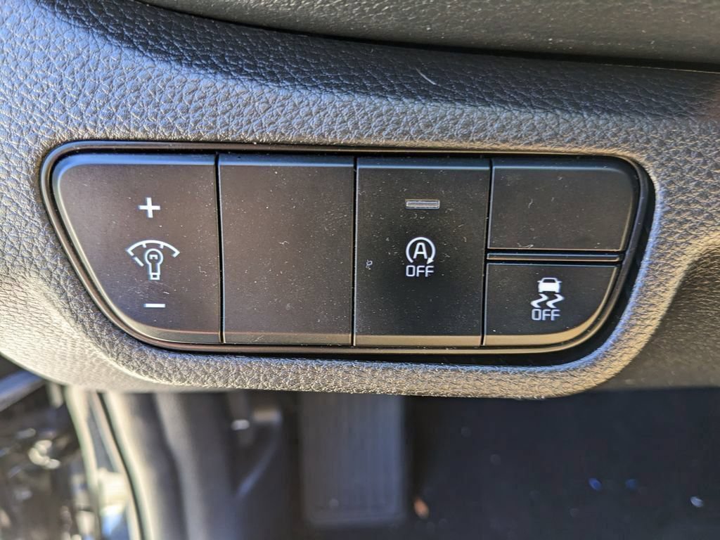 Used 2024 Kia Seltos EX FWD image 15