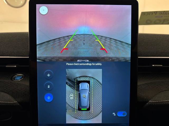 Certified 2025 Ford Mustang Mach-E GT image 27