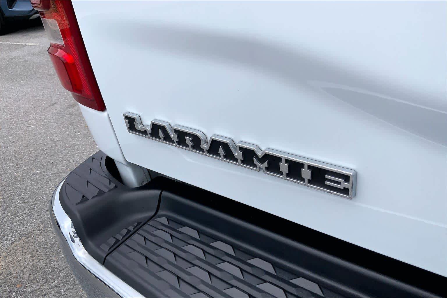 Used 2024 RAM 2500 Laramie w/ Protection Group AWD/4WD image 10