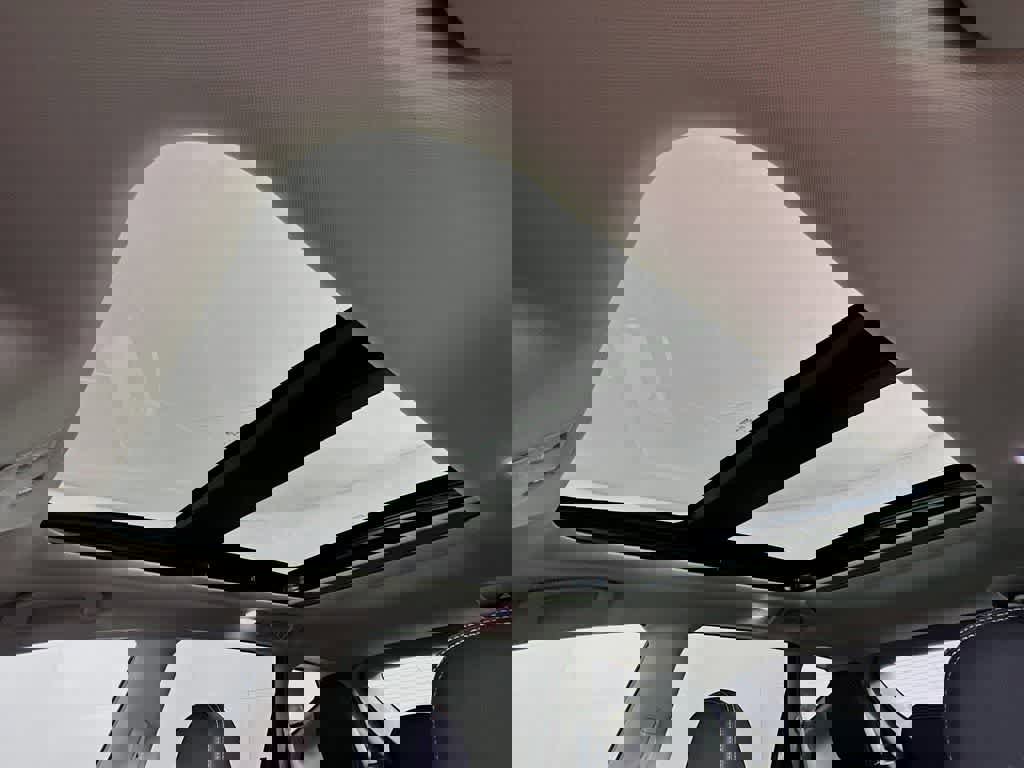 Used 2020 Nissan Murano Platinum image 32