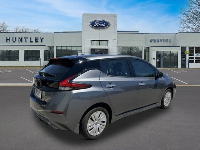 Used 2025 Nissan Leaf S FWD image 6