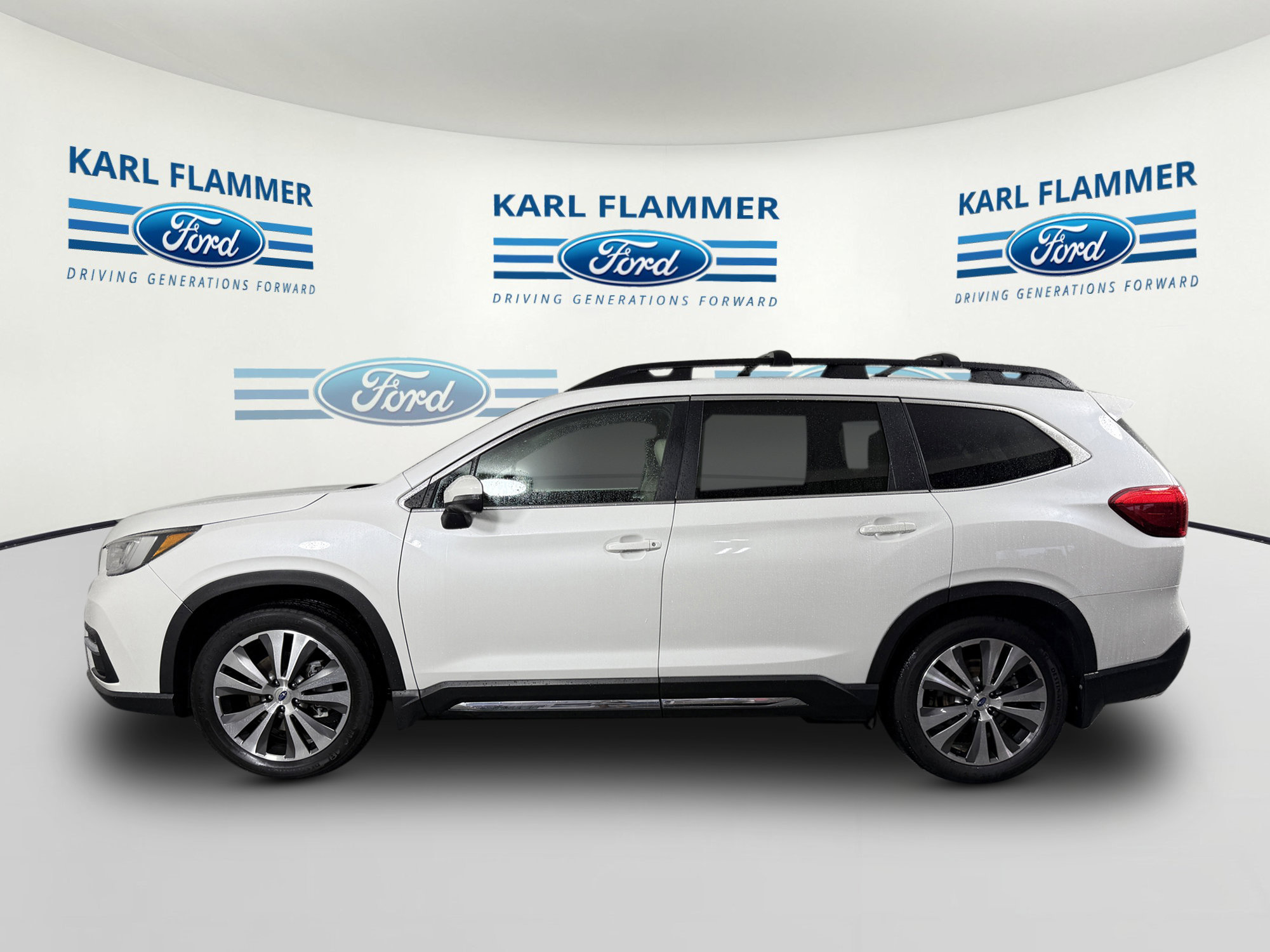 Used 2022 Subaru Ascent Limited w/ Technology Package AWD/4WD image 5