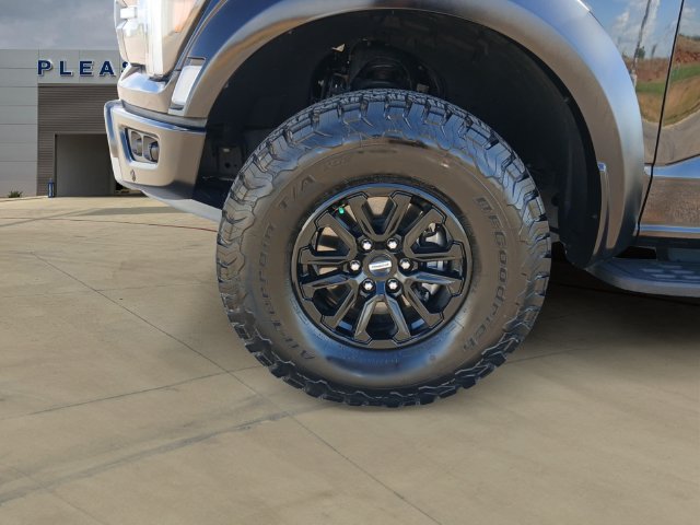 Certified 2025 Ford F150 Raptor AWD/4WD image 14