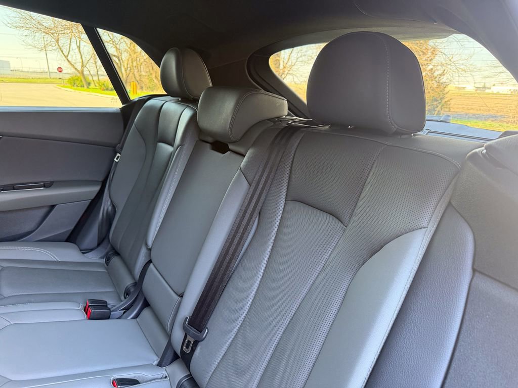 Used 2019 Audi Q8 Prestige w/ Towing Package image 20