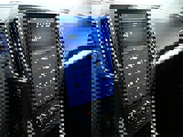 Certified 2024 Ford Edge SEL w/ Convenience Package image 18