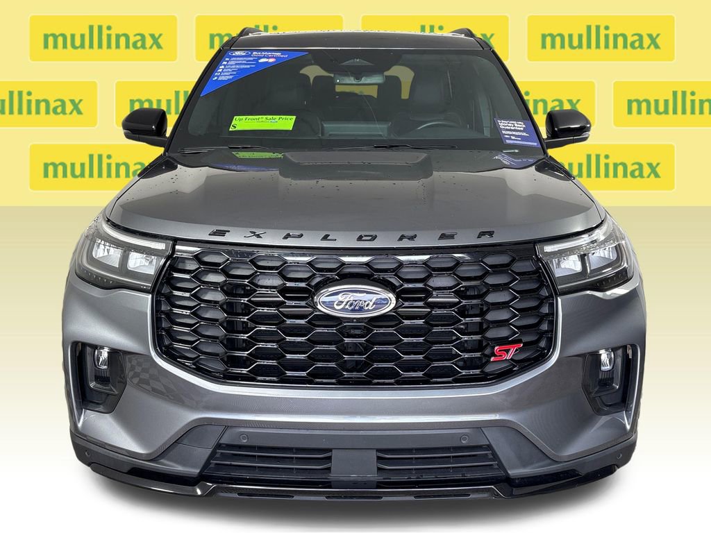 Certified 2025 Ford Explorer ST AWD/4WD image 15