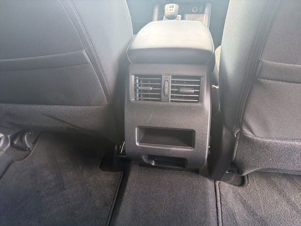 Used 2024 Mitsubishi Outlander ES AWD/4WD image 40