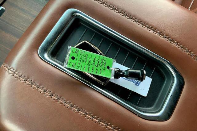 Used 2024 GMC Yukon Denali Ultimate image 14