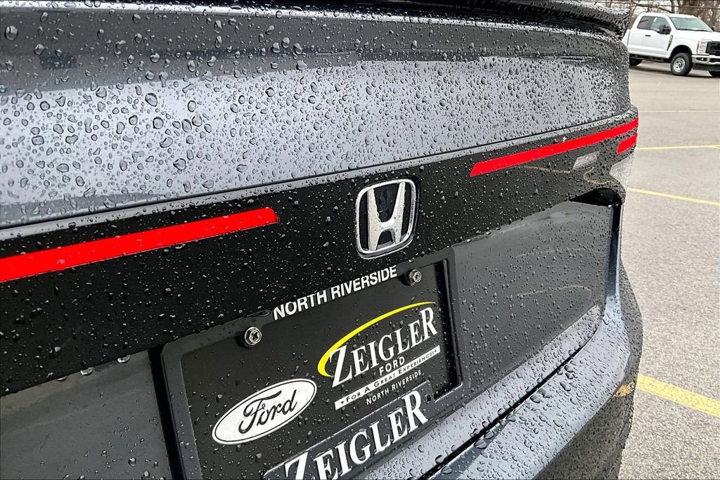 Used 2023 Honda Accord EX image 31