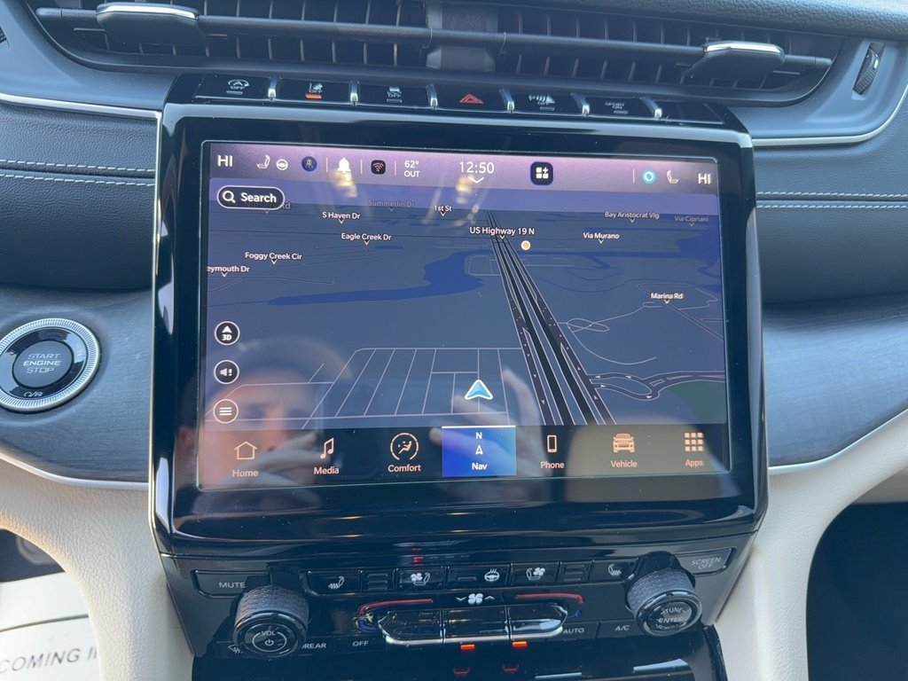 Used 2023 Jeep Grand Cherokee L Limited w/ Luxury Tech Group II image 21