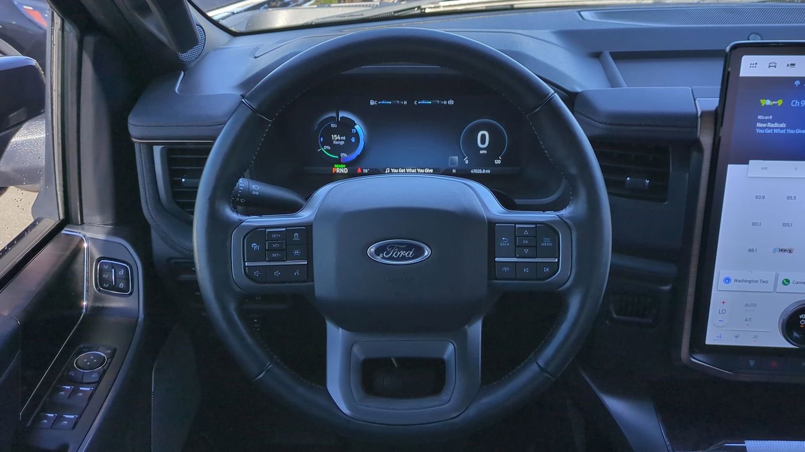 Certified 2022 Ford F150 Lightning Lariat image 23