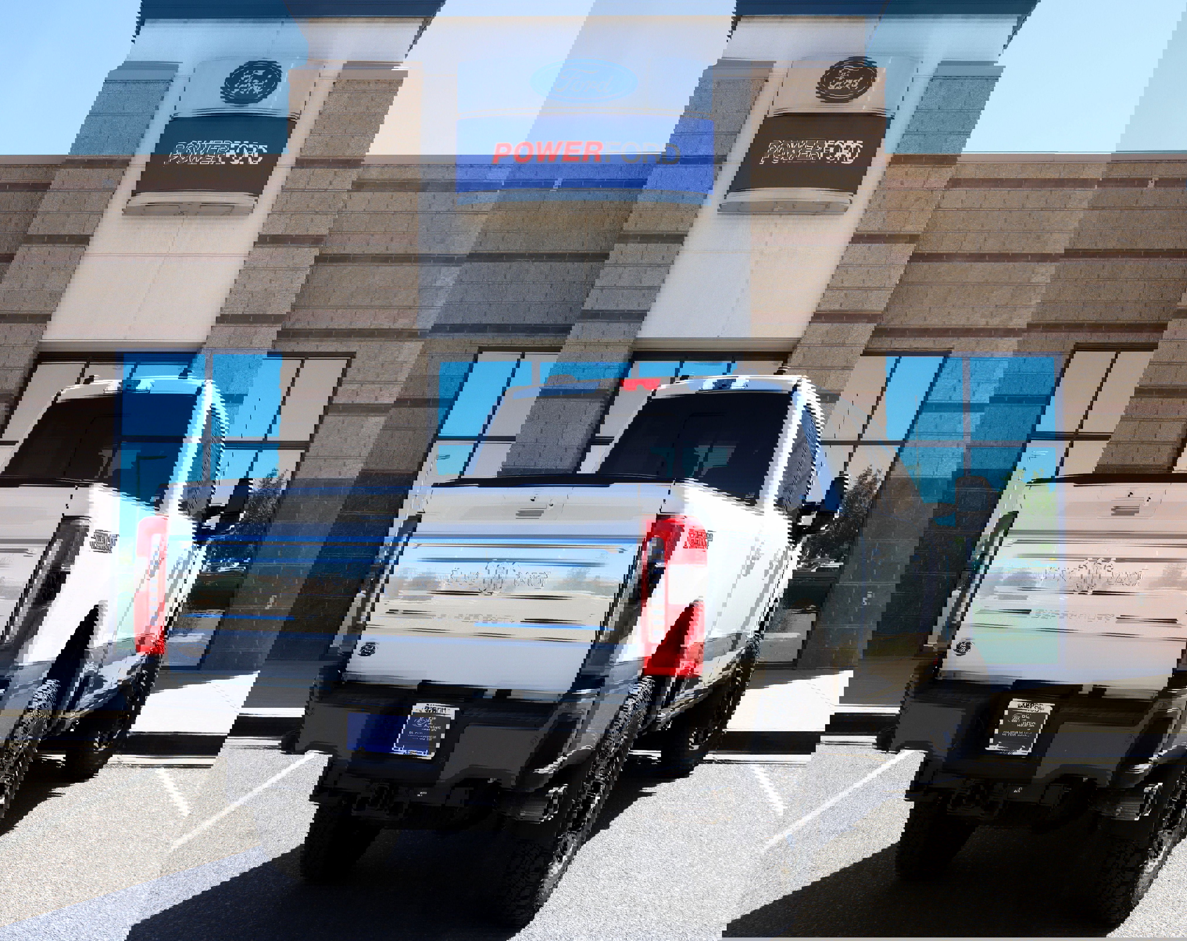 Certified 2026 Ford F350 King Ranch w/ Tremor Off-Road Package AWD/4WD image 6