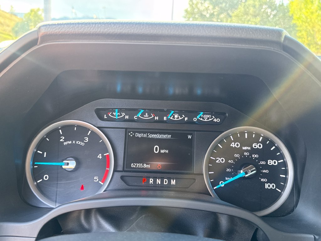 Certified 2022 Ford F250 XLT w/ Black Appearance Package AWD/4WD image 15