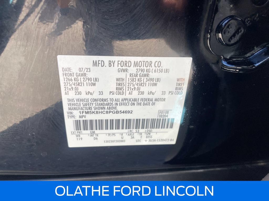 Certified 2023 Ford Explorer Platinum w/ Technology Package AWD/4WD image 21