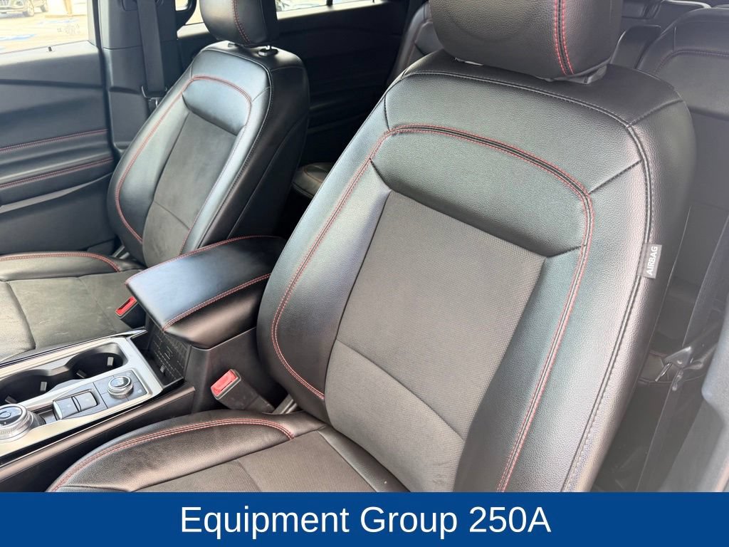 Certified 2022 Ford Explorer ST-Line w/ Class IV Trailer Tow Package AWD/4WD image 23