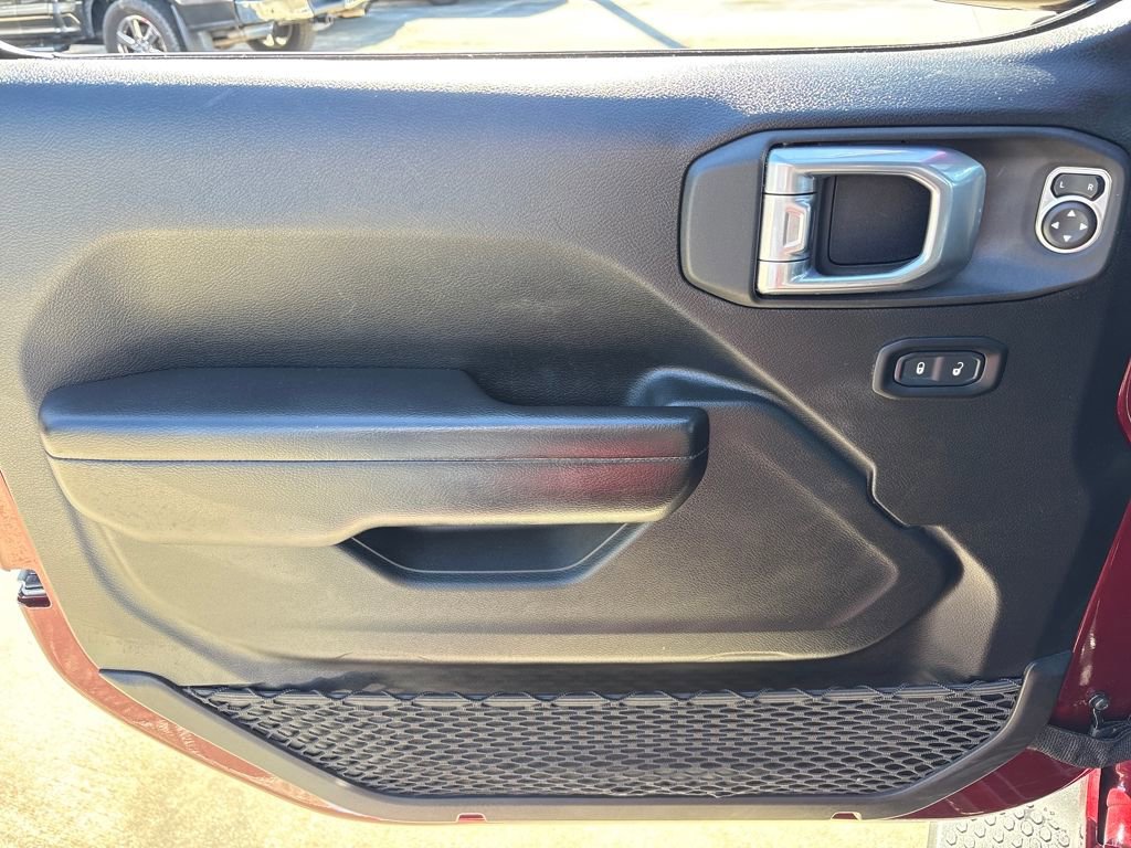 Used 2021 Jeep Wrangler Sport image 17