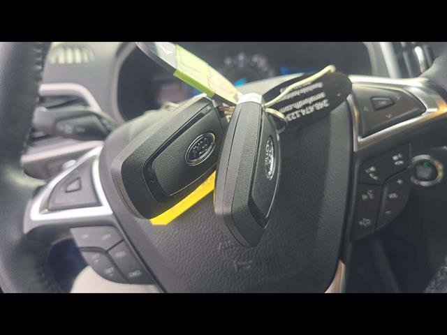 Certified 2024 Ford Edge SEL w/ Convenience Package AWD/4WD image 24