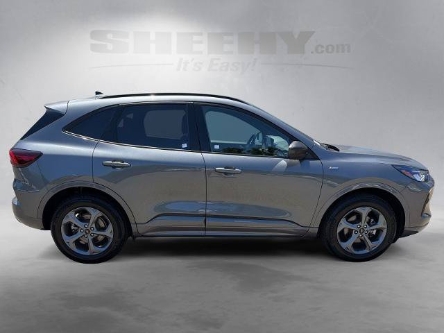 Certified 2024 Ford Escape ST-Line w/ Tech Pack #1 AWD/4WD image 10