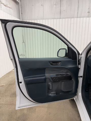 Certified 2025 Ford Maverick Lobo AWD/4WD image 8