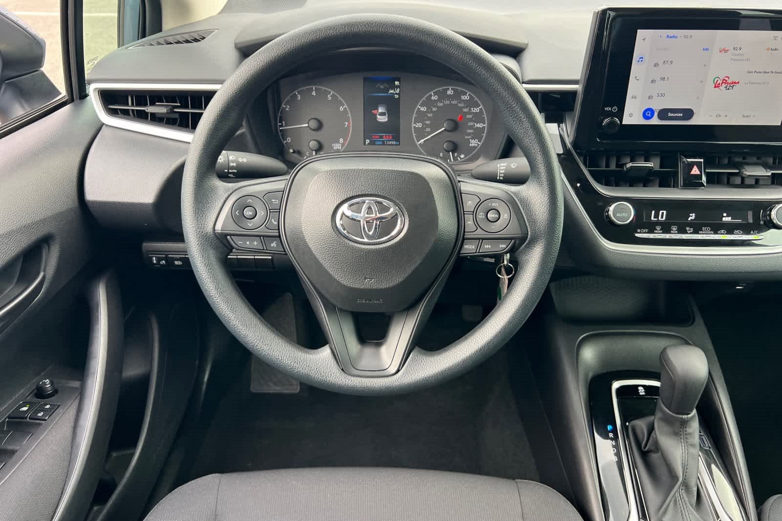 Used 2025 Toyota Corolla LE image 15
