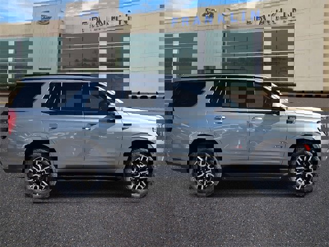 Used 2024 GMC Yukon AT4 w/ Technology Package image 6